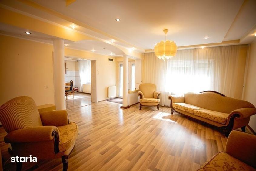 Casă cu 4 camere cu Teren 330 Mp în Lipovei