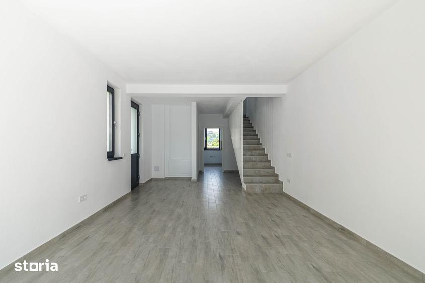 Casă cu 3 camere cu Teren 195 Mp în Sânpetru