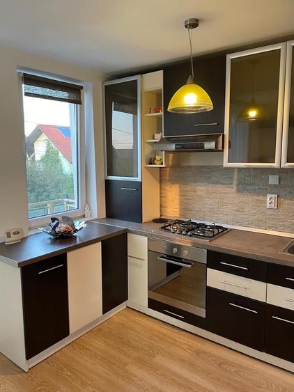 Apartament cu 3 camere decomandat în 7 Noiembrie