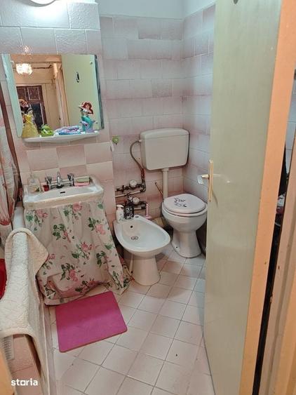Apartament cu 3 camere în Eremia