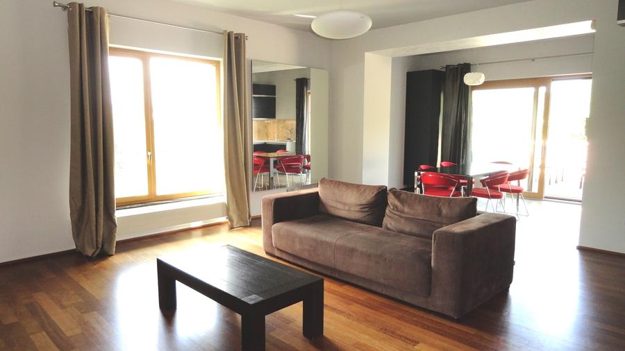 Apartament cu 3 camere decomandat în Grigorescu