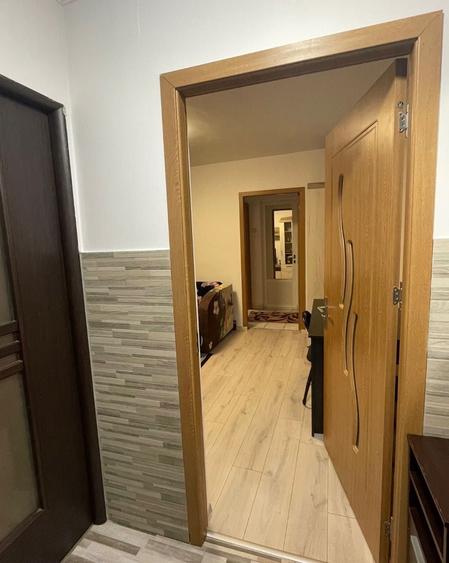 Apartament cu 2 camere semidecomandat în Vest
