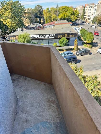 Garsonieră decomandată în Central