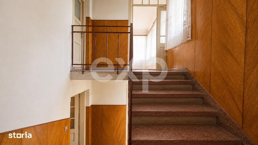 Casă cu 4 camere în Clăbucet