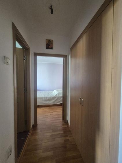 Apartament cu 2 camere semidecomandat în 1 Decembrie 1918