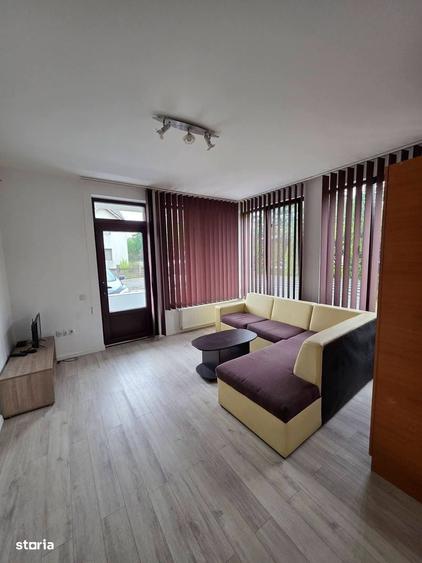Apartament cu 2 camere în Centura