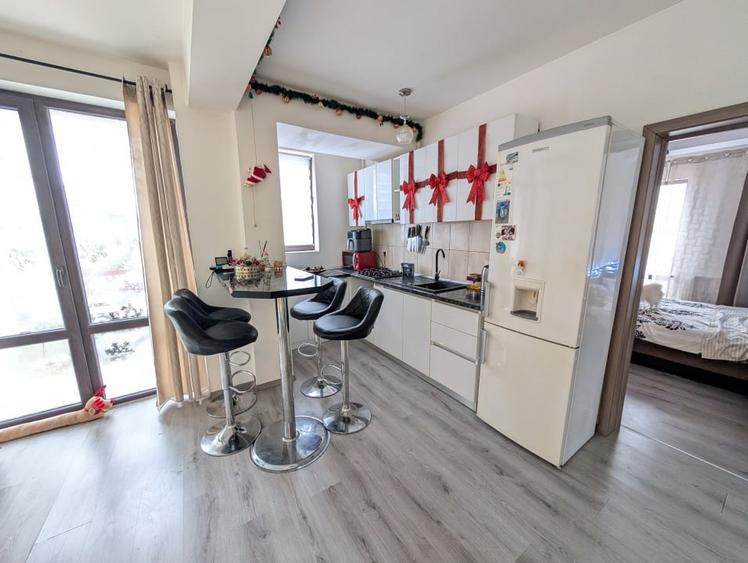 Apartament cu 2 camere, mobilat în Odăi
