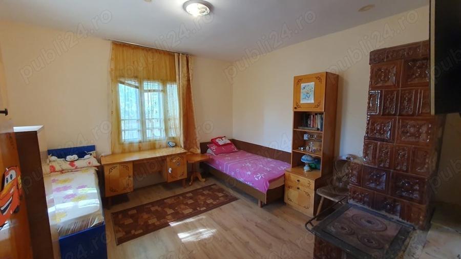 Casă cu 3 camere cu Teren 2871 Mp în Giubega