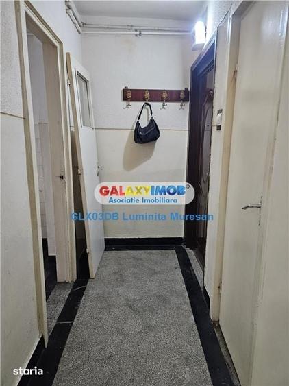 Apartament cu 2 camere semidecomandat în Aleea Trandafirilor