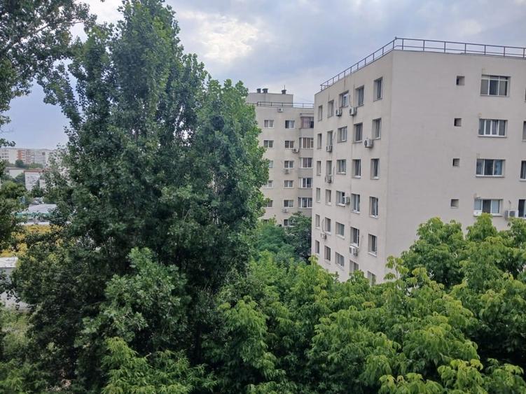 Proprietar, vad garsoniera  in Dristor, 5 min metrou,in spate la Lidl - 8