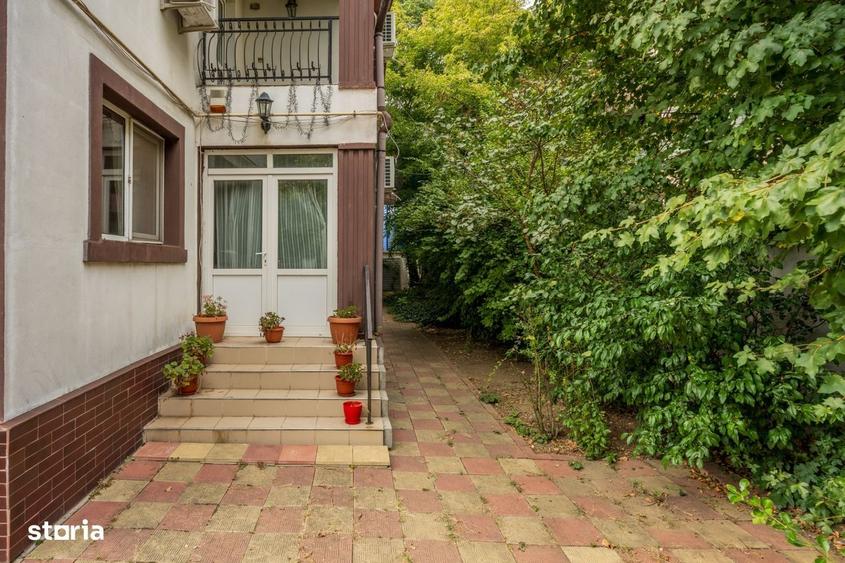 Comision 0% - Vila 5 camere, 4 dormitoare, teren 282mp in Sector 1 - 11