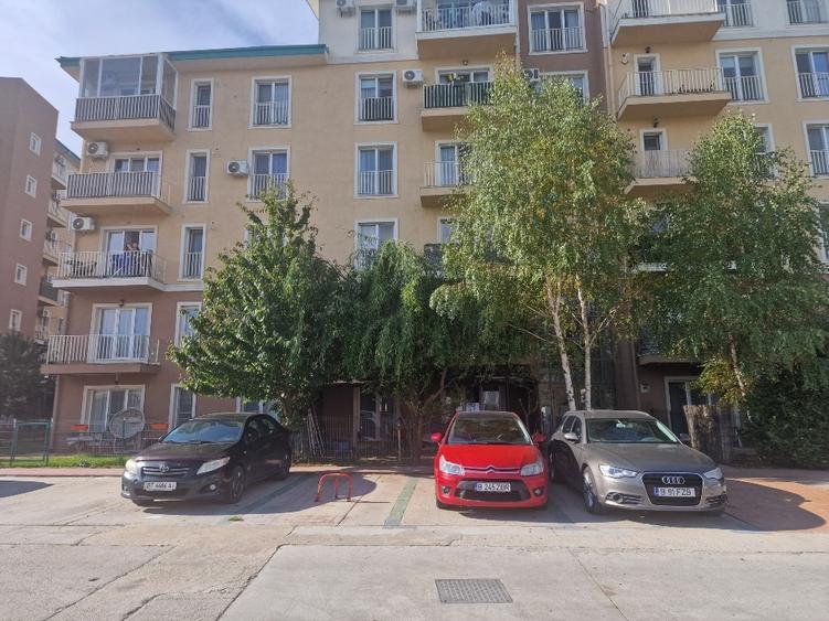 Apartament cu 3 camere decomandat, mobilat în Ștefăneștii de Jos