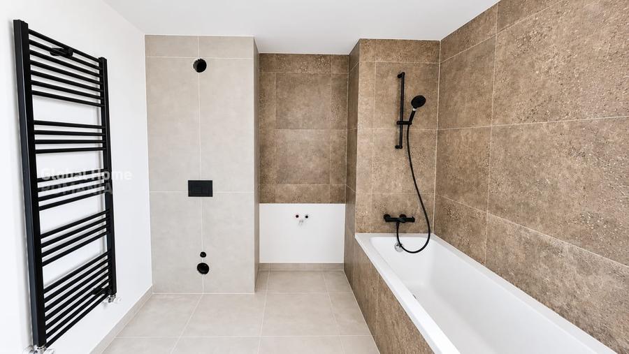 Duplex cu 4 camere cu Canalizare în Bucureștii Noi