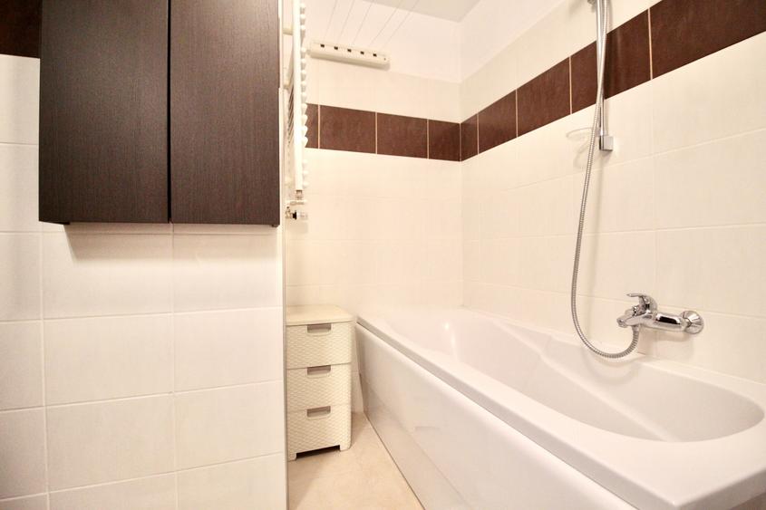 Apartament cu 3 camere decomandat, mobilat în Pipera