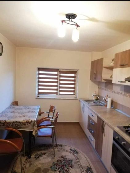 Casă individuală cu 4 camere cu Teren 1000 Mp în Prundu
