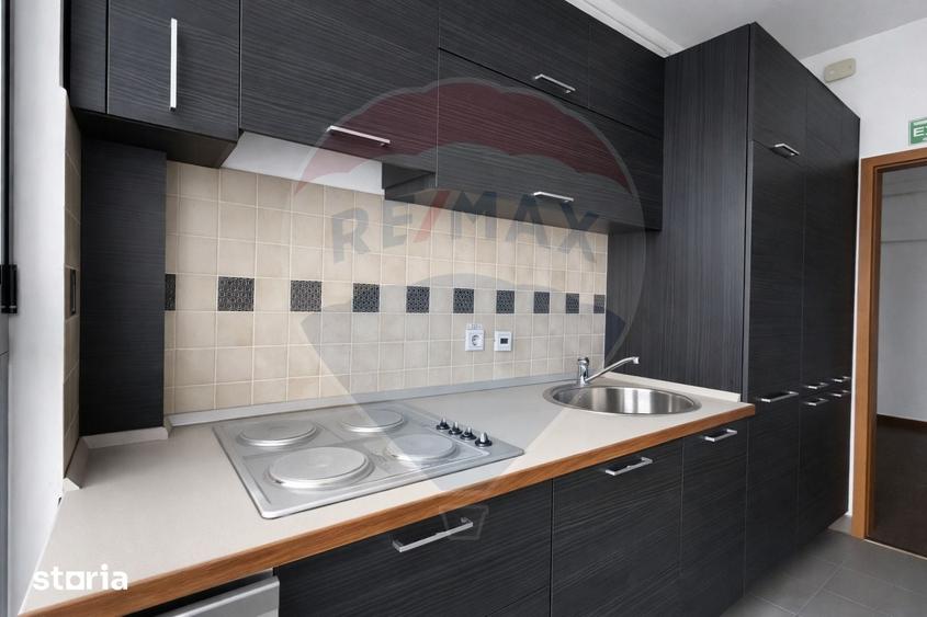 Spațiu comercial, de 83 mp, în Letea