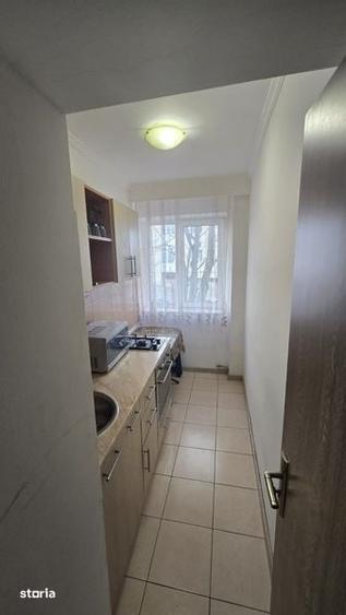 Apartament cu 3 camere în Negru Vodă