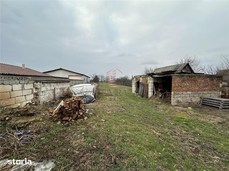 Casă cu 5 camere cu Teren 1000 Mp în Nojorid