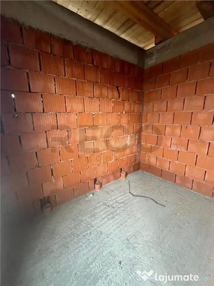 RECO Casa plan parter cu 3 dormitoare-la rosu- Paleu - 9