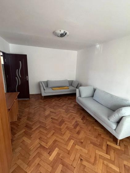 Inchiriez apartament 3 camere, decomandat - 7