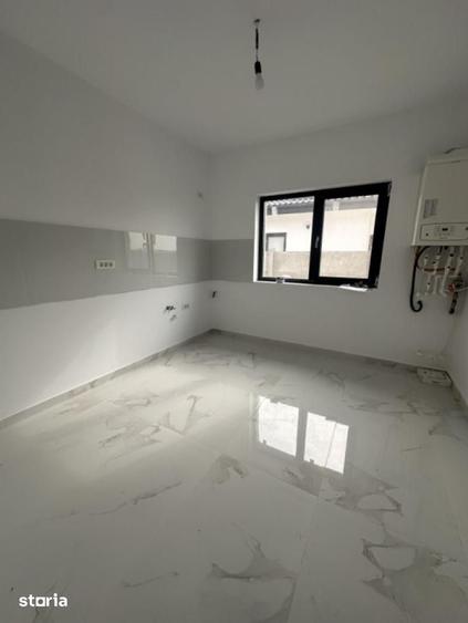 Casă cu 4 camere cu Teren 350 Mp în Clinceni