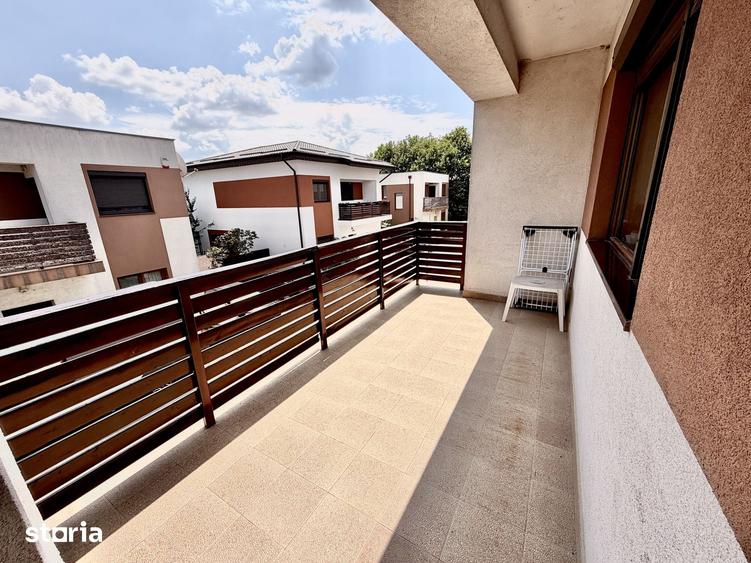 Casă cu 4 camere cu Teren 330 Mp în Glina