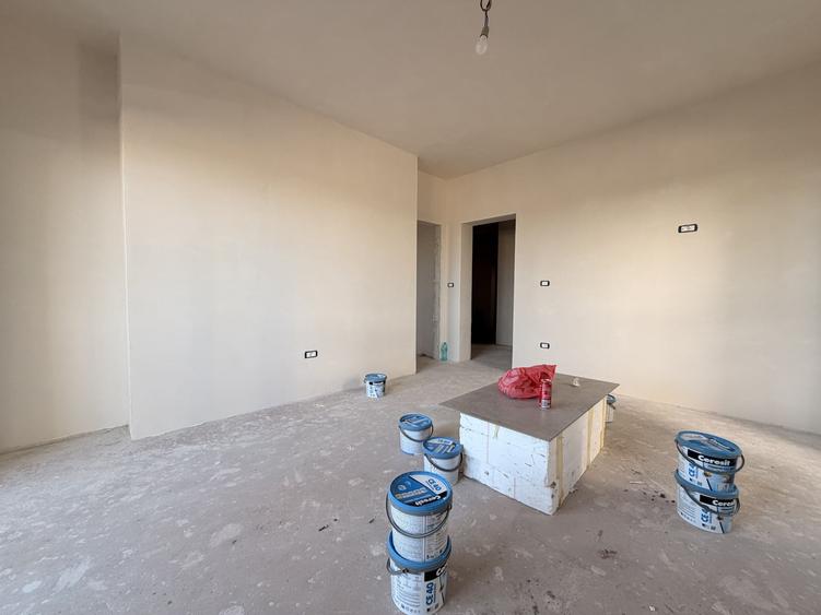 Apartament cu 2 camere decomandat în Giroc