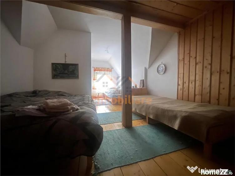 Casă cu 6 camere cu Teren 325 Mp în Remeți