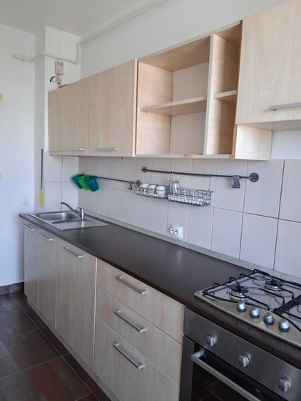 Apartament cu 2 camere semidecomandat în Ozana