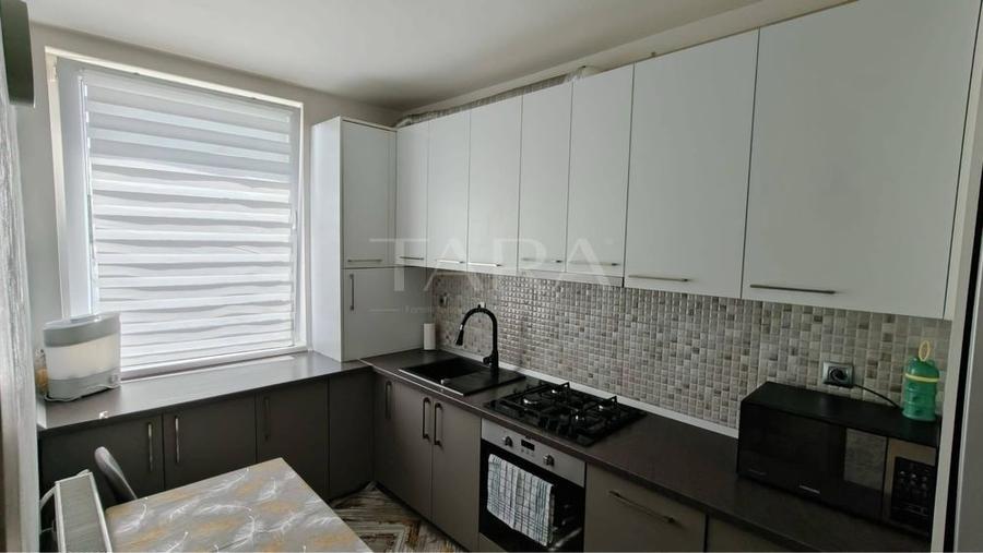 Apartament cu 3 camere decomandat în Baciu