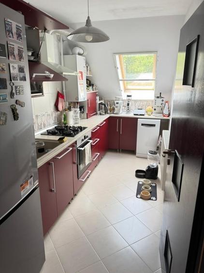 Apartament cu 3 camere semidecomandat, mobilat în Mănăștur