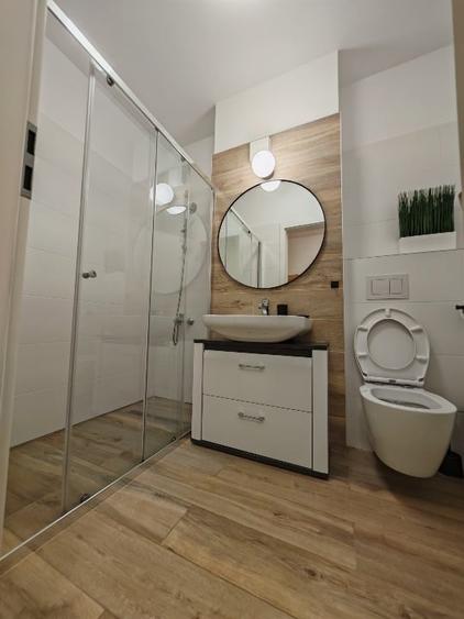 Apartament cu 2 camere decomandat, mobilat în Torontalului
