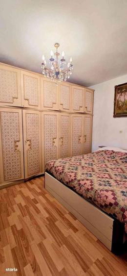 Casă cu 4 camere în Racovița