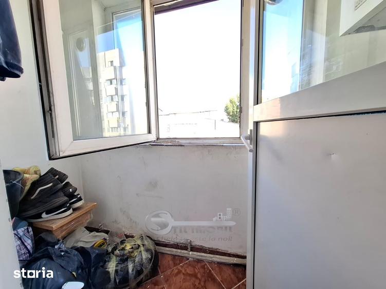 Apartament cu 2 camere decomandat în Nicolina