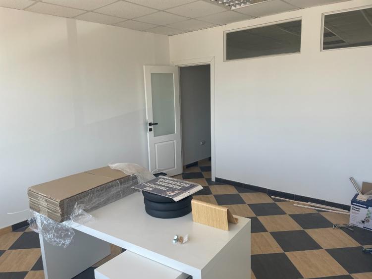 Birou, 35 mp în Păcii