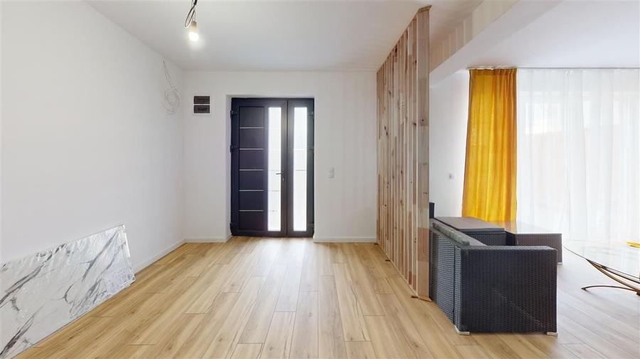 Duplex cu 4 camere cu Canalizare în Daia