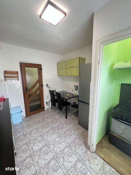 Apartament cu 2 camere semidecomandat în Mioriței