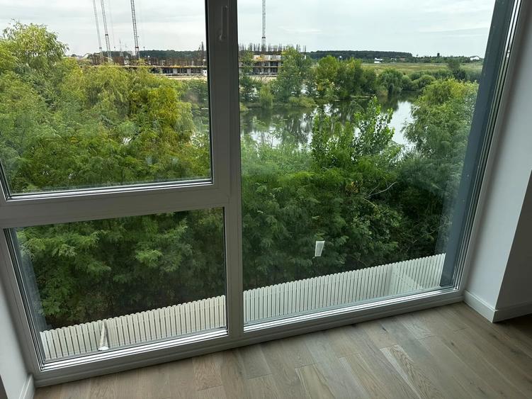 Casă individuală cu 5 camere decomandat cu Canalizare în Pipera