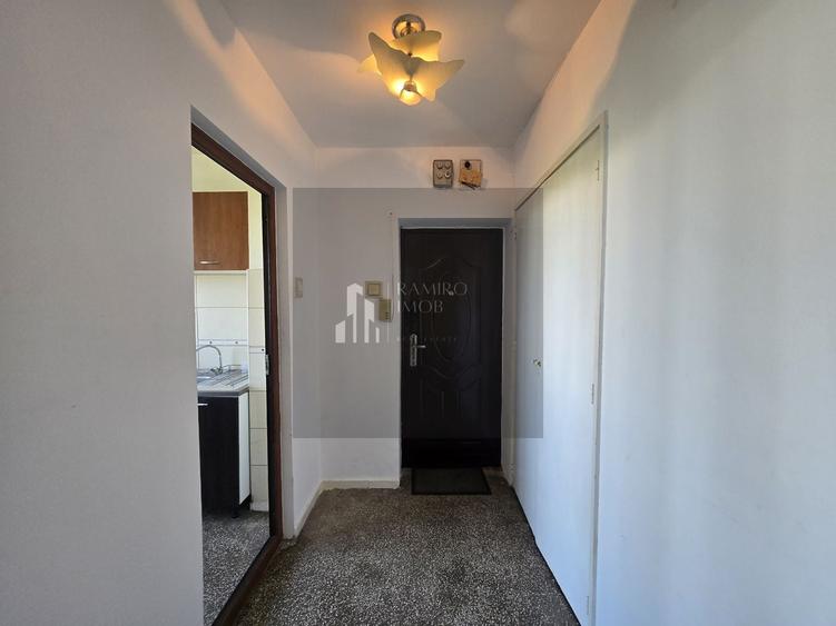 Apartament cu 2 camere decomandat în Alexandru Obregia
