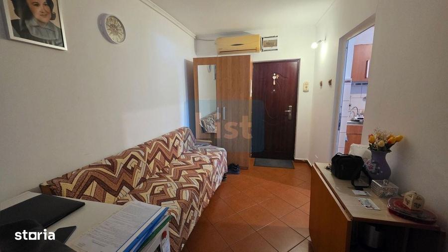 Apartament cu 2 camere semidecomandat în Central