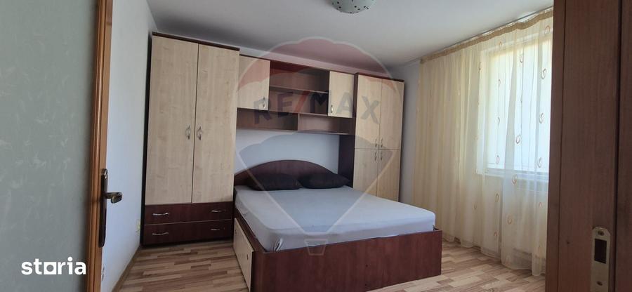 Apartament cu 2 camere decomandat, mobilat în Central