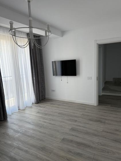 Casă cu 4 camere cu Teren 177 Mp în Central