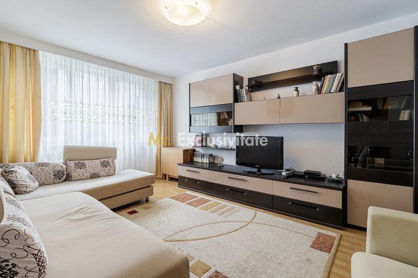 Apartament cu 3 camere decomandat în Valea Oltului