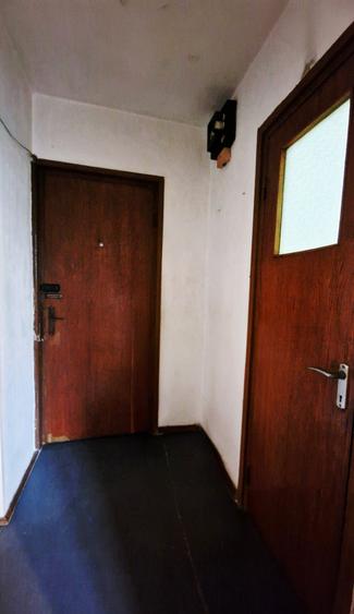 Apartament cu 2 camere decomandat, mobilat în Titan