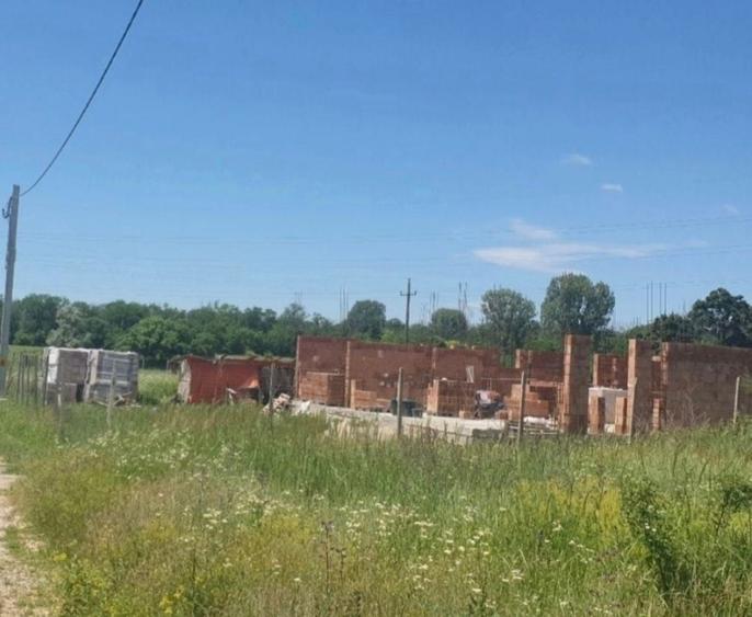 Teren intravilan Bucov - 3