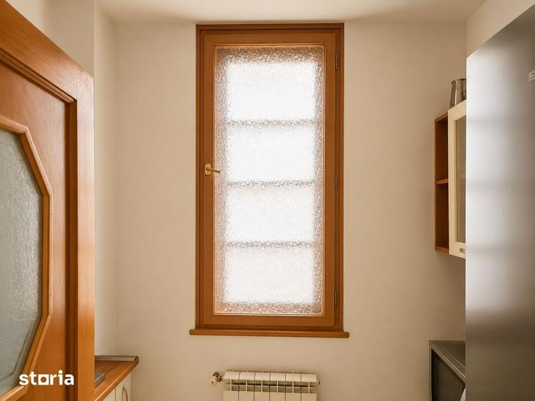 Apartament cu 3 camere decomandat în Eminescu