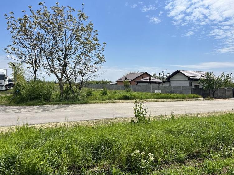 Spațiu comercial, în Coșoveni