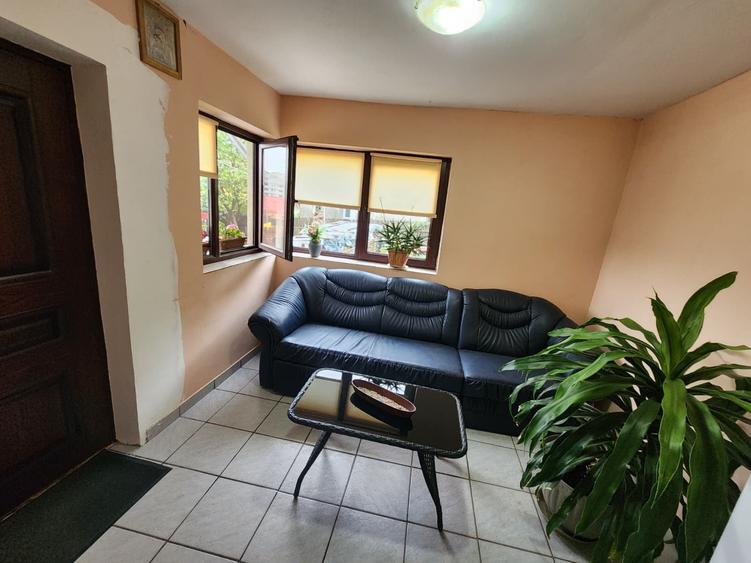 Casă individuală cu 5 camere cu Teren 513 Mp în Cug