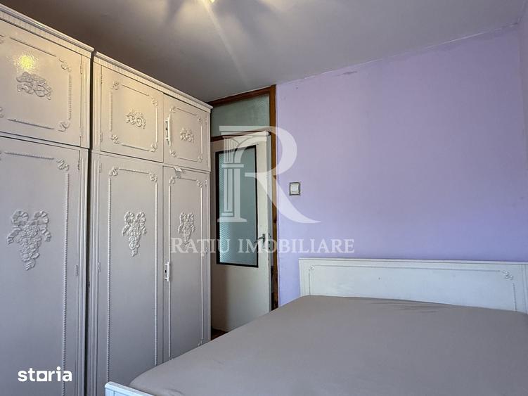 Apartament cu 3 camere decomandat în Rogerius