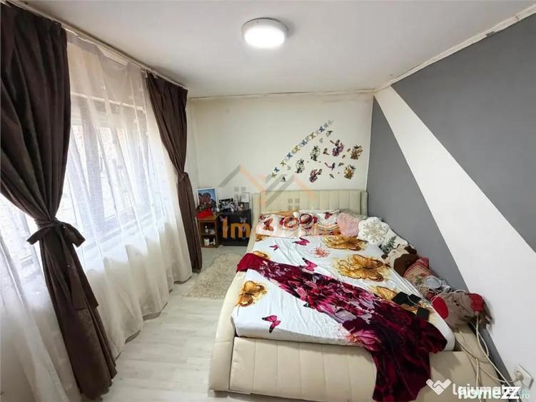 Casă cu 3 camere cu Teren 550 Mp în Central